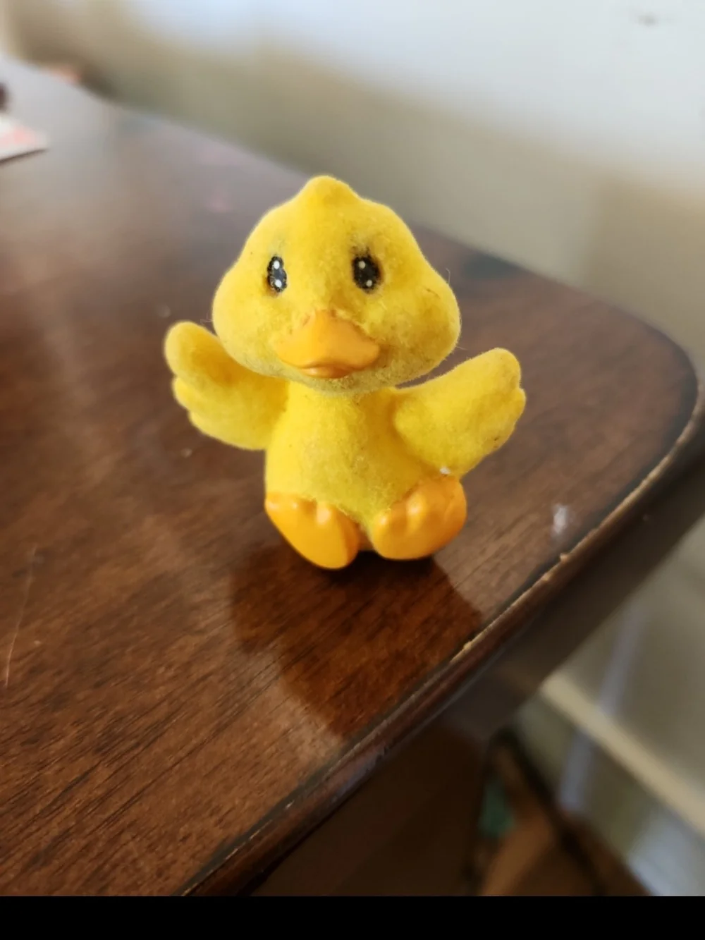 VINTAGE HALLMARK FLOCKED MINIATURE YELLOW DUCK EASTER FIGURINE